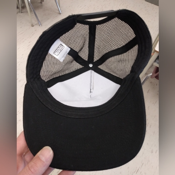 Punisher Marvel Superhero Comic Comics Authentic Mesh Trucker Cap Hat - Picture 3 of 10